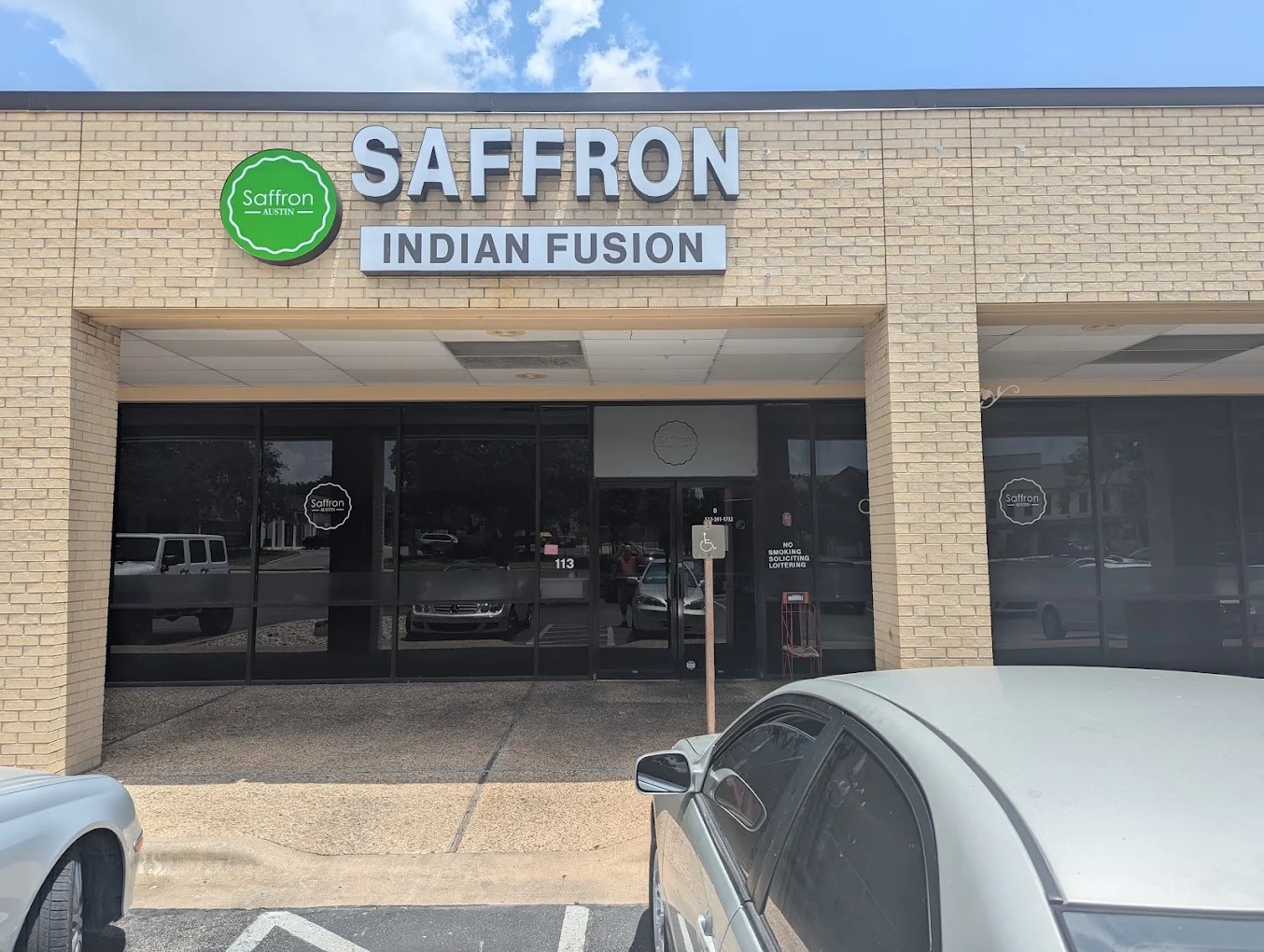 Saffron Austin photo 3